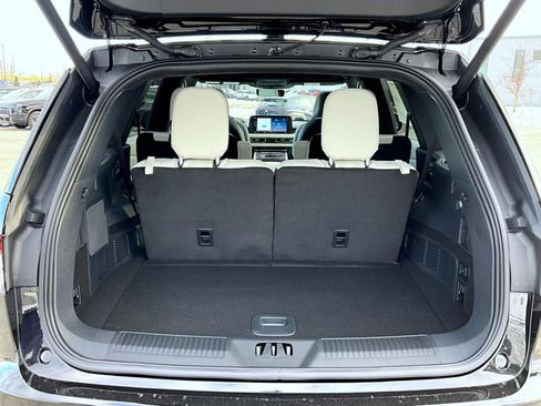 New 2026 Lincoln Aviator Black Label image 9