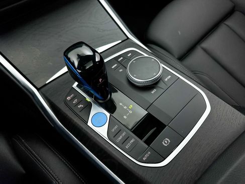 Used 2023 BMW i4 eDrive35 w/ Premium Package RWD image 27