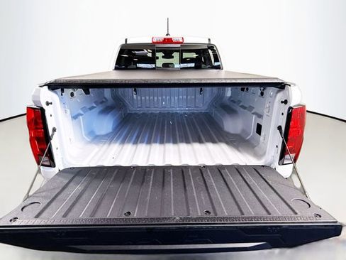 New 2026 Chevrolet Colorado W/T AWD/4WD image 28