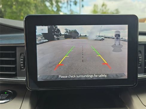 Used 2021 Ford Explorer XLT w/ Equipment Group 202A RWD image 25