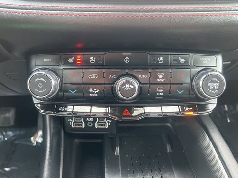 Used 2025 Dodge Durango GT image 62