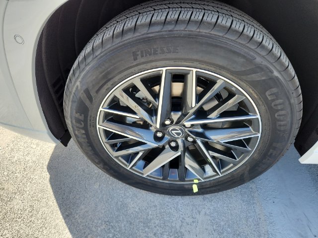 Used 2025 Lexus TX 350 AWD w/ Technology Package image 10