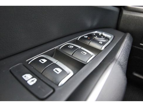 Used 2024 Kia Sorento S w/ Panoramic Sunroof Package FWD image 23