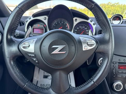 Used 2013 Nissan 370Z Touring w/ Sport Pkg RWD image 14