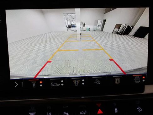 New 2025 GMC Sierra 2500 SLT w/ SLT Premium Package image 36