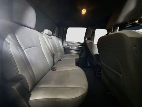 Used 2024 RAM 2500 Big Horn AWD/4WD image 27
