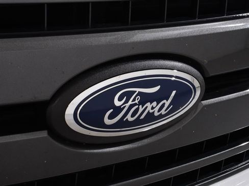 Used 2019 Ford F150 XLT w/ Equipment Group 302A Luxury AWD/4WD image 20