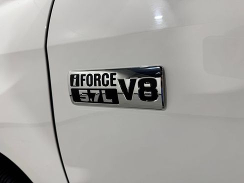 Used 2020 Toyota Tundra SR5 w/ TRD Off-Road Package AWD/4WD image 34