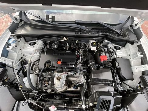 Used 2023 Honda HR-V LX image 29