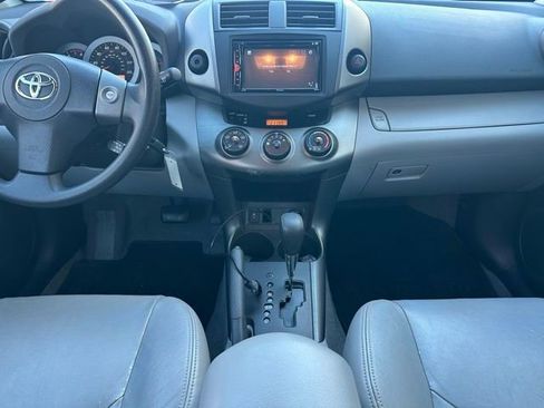 Used 2011 Toyota RAV4 2WD image 15