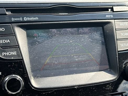 Used 2015 Hyundai Elantra SE w/ Option Group 02 FWD image 27