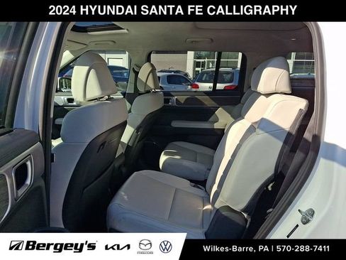 Used 2024 Hyundai Santa Fe Calligraphy AWD/4WD image 14