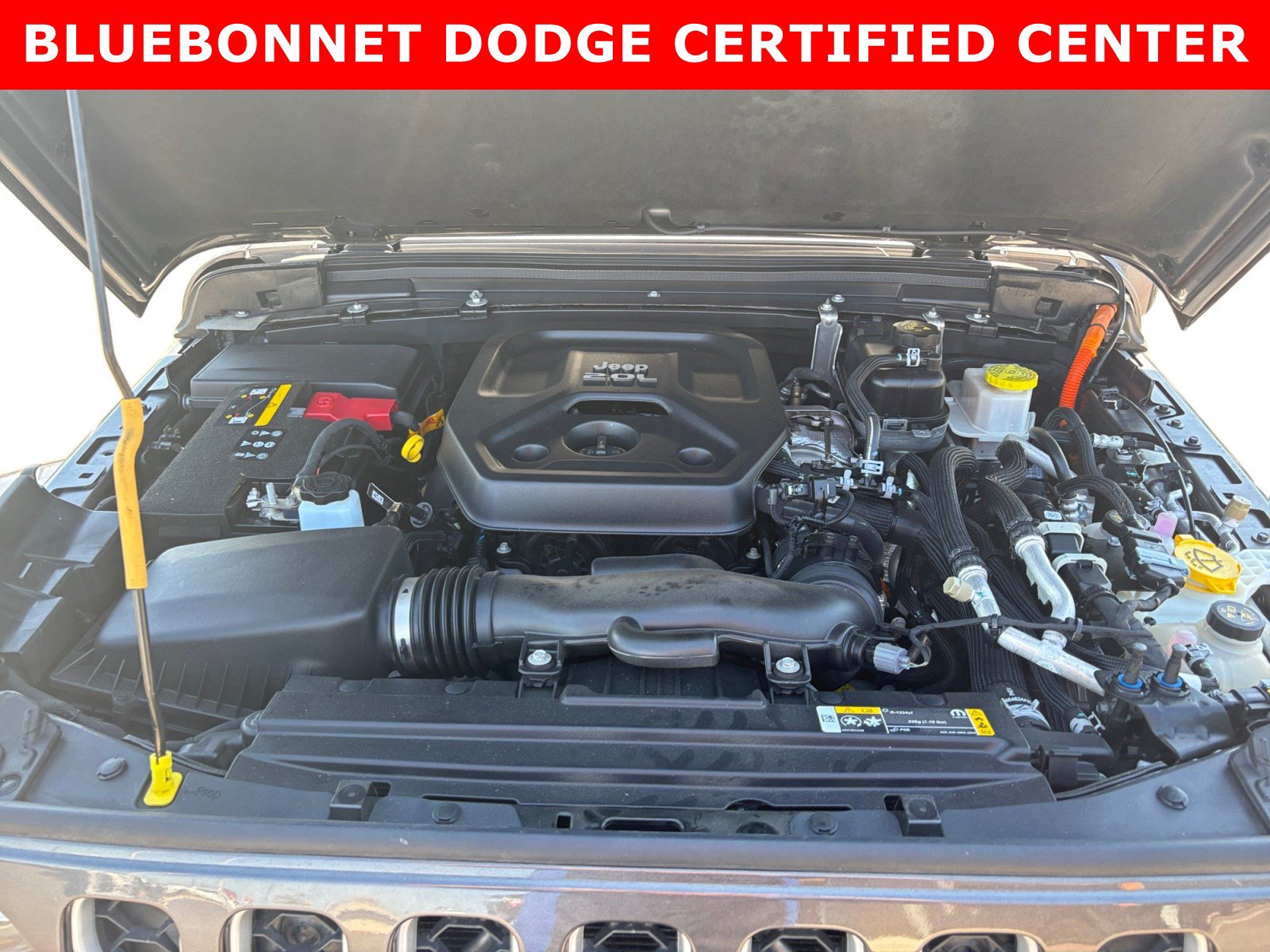 Used 2022 Jeep Wrangler Unlimited Sahara AWD/4WD image 24