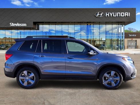 Used 2021 Honda Passport Touring image 4