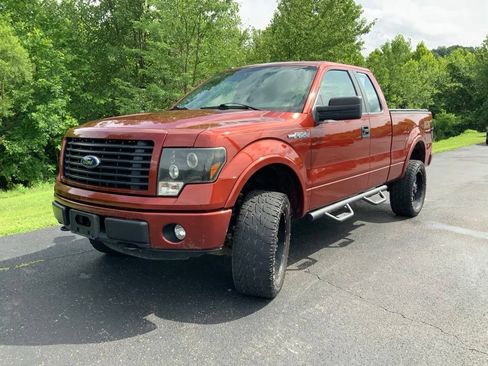 Used 2014 Ford F150 STX w/ Equipment Group 201A Mid AWD/4WD image 4