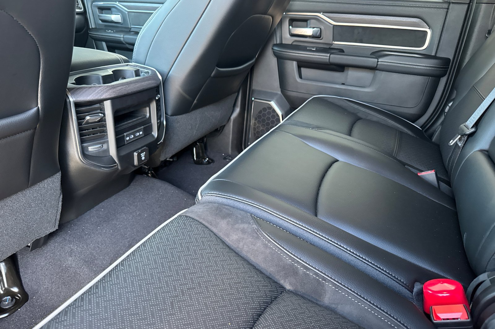 New 2026 RAM 3500 Laramie w/ Night Edition AWD/4WD image 11