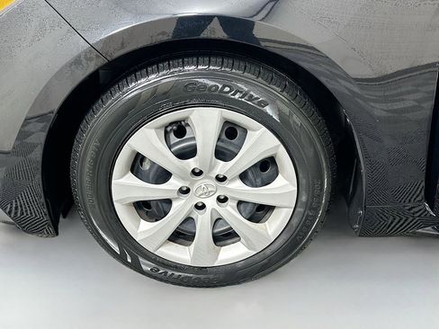Certified 2024 Toyota Corolla LE FWD image 30
