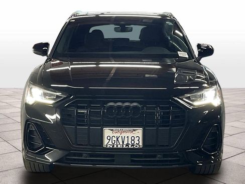 Used 2023 Audi Q3 2.0T Premium w/ Black Optic Sport Package AWD/4WD image 3