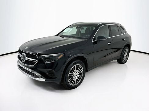 New 2026 Mercedes-Benz GLC 300 4MATIC image 3