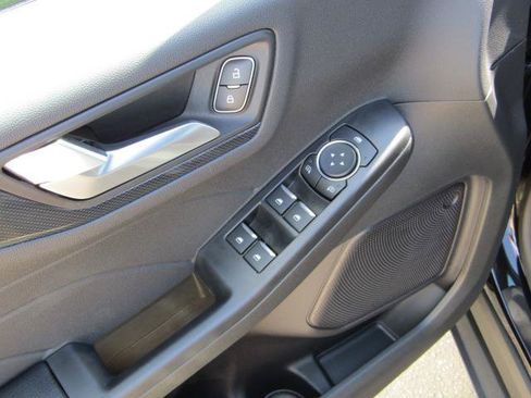 Used 2024 Ford Escape ST-Line w/ Tech Pack #1 AWD/4WD image 15
