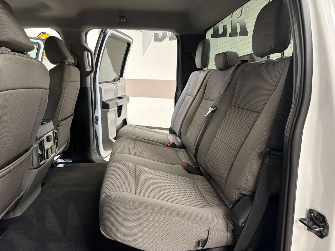 Used 2022 Ford F350 XLT w/ XLT Premium Package AWD/4WD image 32
