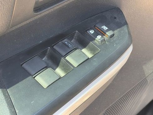 Used 2014 Toyota Tundra SR5 w/ TRD Off Road Package image 18