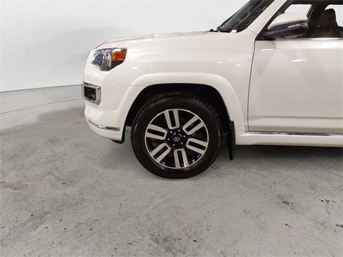 Used 2022 Toyota 4Runner Limited image 14