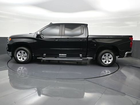 Used 2023 Chevrolet Silverado 1500 LT image 2