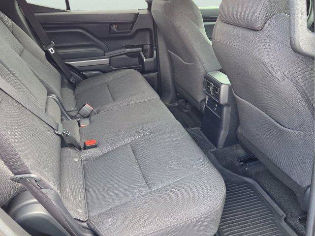 Used 2025 Toyota 4Runner SR5 AWD/4WD image 18