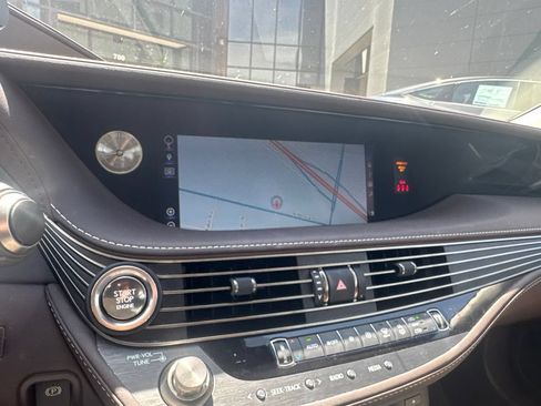 Used 2018 Lexus LS 500 w/ Interior Upgrade Package RWD image 7