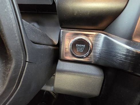 Used 2025 Ford F550 4x4 Crew Cab Super Duty image 20