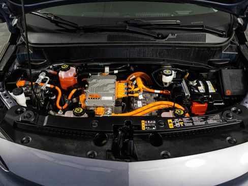 Used 2023 Chevrolet Bolt EUV Premier w/ Sun & Sound Package image 47