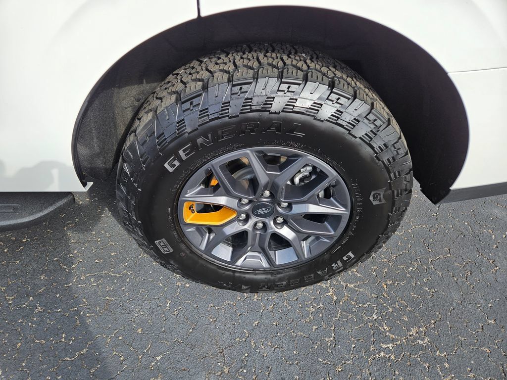 Used 2025 Ford Expedition Tremor AWD/4WD image 10