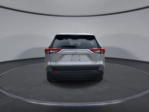 Used 2024 Toyota RAV4 XLE AWD/4WD image 3