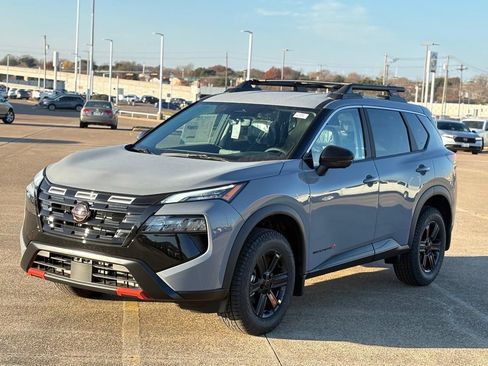 New 2026 Nissan Rogue SV AWD/4WD image 5