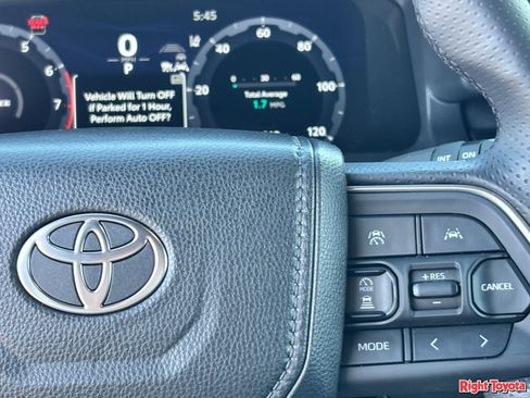 Certified 2026 Toyota 4Runner TRD Off-Road AWD/4WD image 23