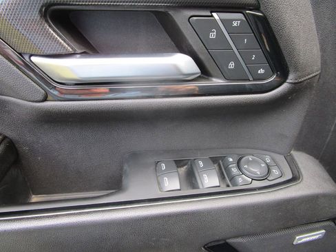 Used 2024 GMC Sierra 2500 AT4 w/ AT4 Premium Plus Package image 34