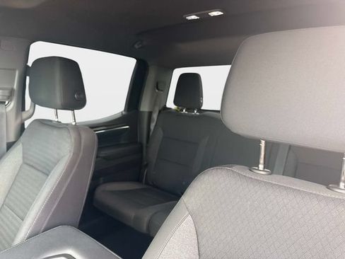 Used 2023 GMC Sierra 1500 SLE AWD/4WD image 17