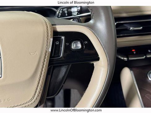 Certified 2023 Lincoln Aviator Reserve w/ Equipment Group 201A image 29