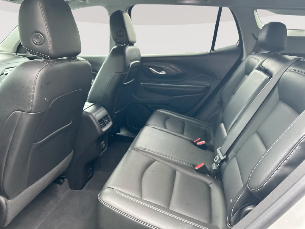 Used 2022 GMC Terrain SLT w/ Tech Package AWD/4WD image 27