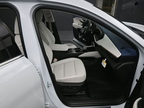 New 2026 Buick Envision Avenir image 18