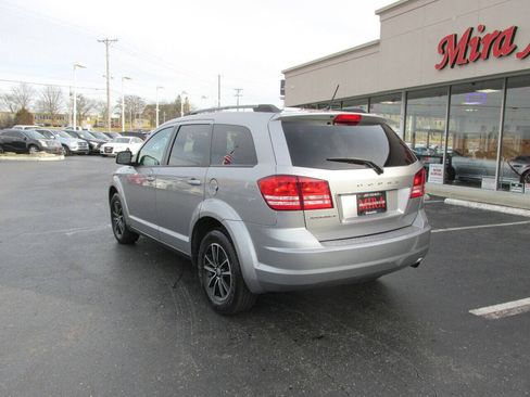 Used 2017 Dodge Journey SE w/ Flexible Seating Group FWD image 11
