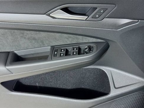 New 2026 Volkswagen GTI SE FWD image 16