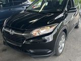 Used 2018 Honda HR-V LX image 2