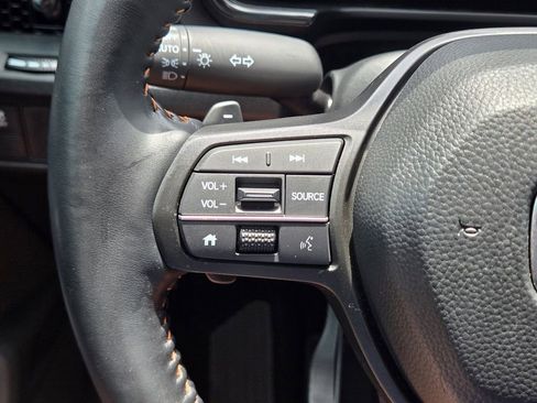 Certified 2025 Honda CR-V Sport image 32
