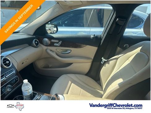 Used 2015 Mercedes-Benz C 300 4MATIC Sedan image 10