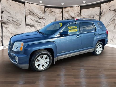 Used 2016 GMC Terrain SLE w/ Convenience Package image 2