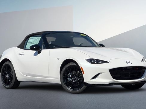 New 2025 MAZDA MX-5 Miata Club image 9