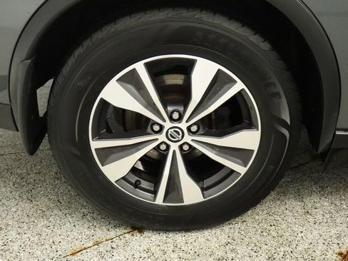 Used 2019 Nissan Murano SV AWD/4WD image 17