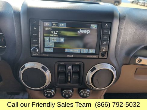 Used 2015 Jeep Wrangler Unlimited Sahara w/ Dual Top Group image 22